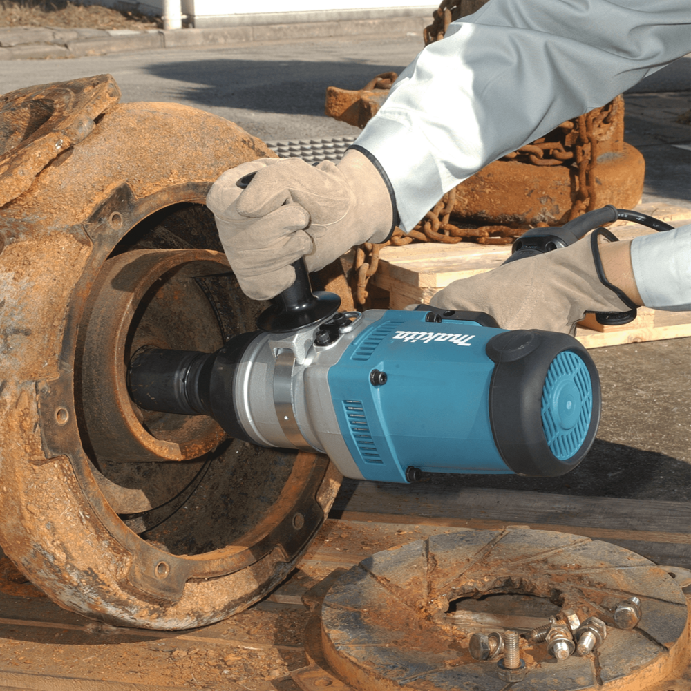 Makita TW1000 Impact Wrench 1