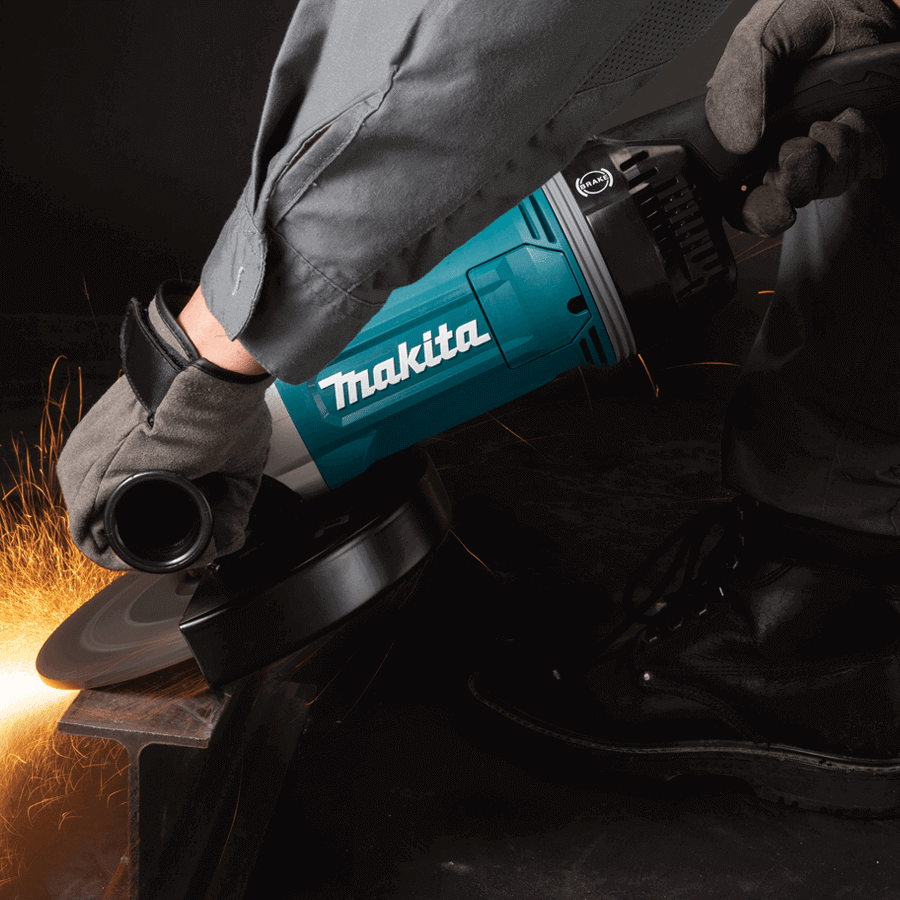 Makita GA9070 Angle Grinder 9