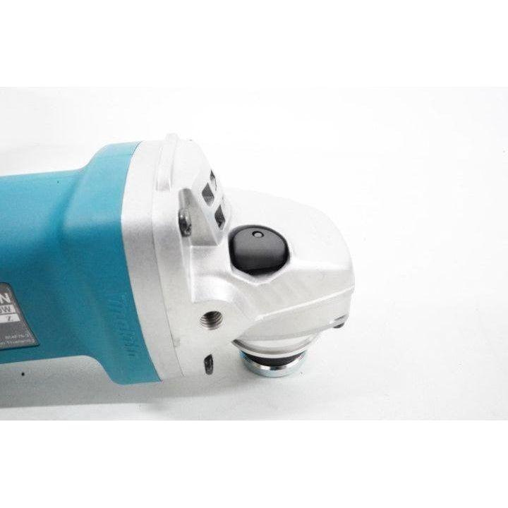 Makita 9556HN Angle Grinder 4