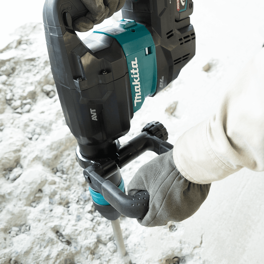 Makita HM001GM202 40V Cordless Demolition Hammer SDS-Max (XGT-Series) | Makita by KHM Megatools Corp.