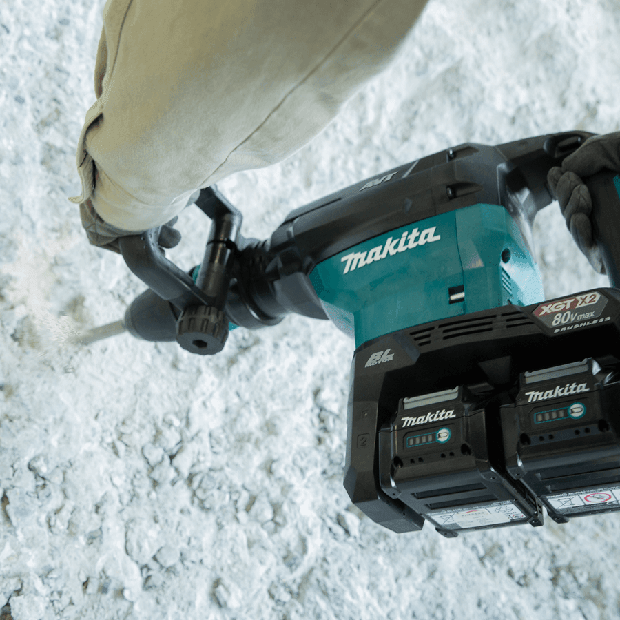 Makita HM002GZ03 80V Cordless Demolition Hammer XGT (SDS-max) [Bare] | Makita by KHM Megatools Corp.