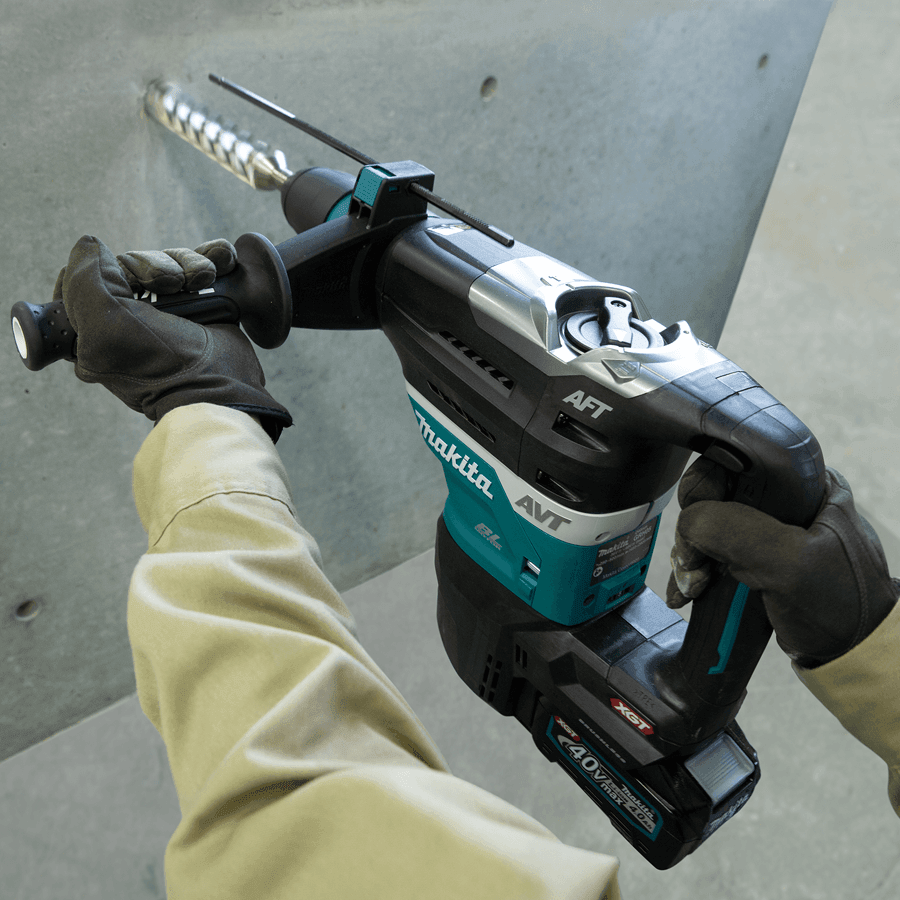 Makita HR005GZ 40V Cordless SDS-Max Rotary Hammer (XGT-Series) [Bare] | Makita by KHM Megatools Corp.